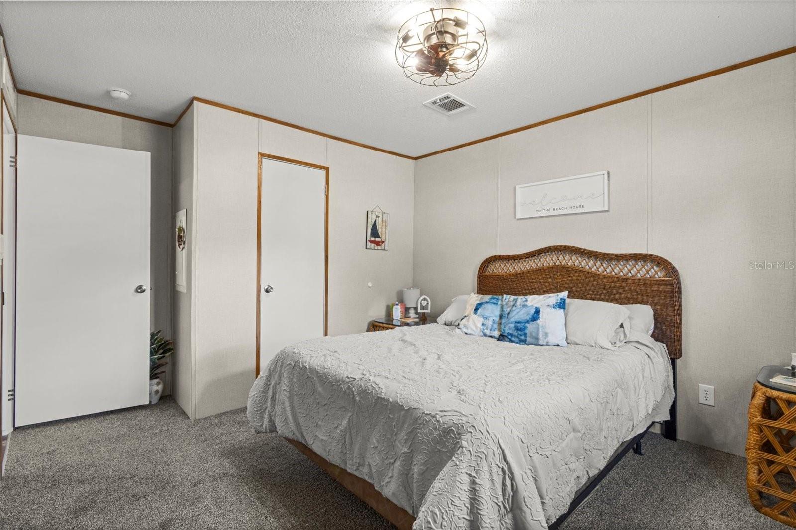 609 S Redbud Ter Property Photo 26