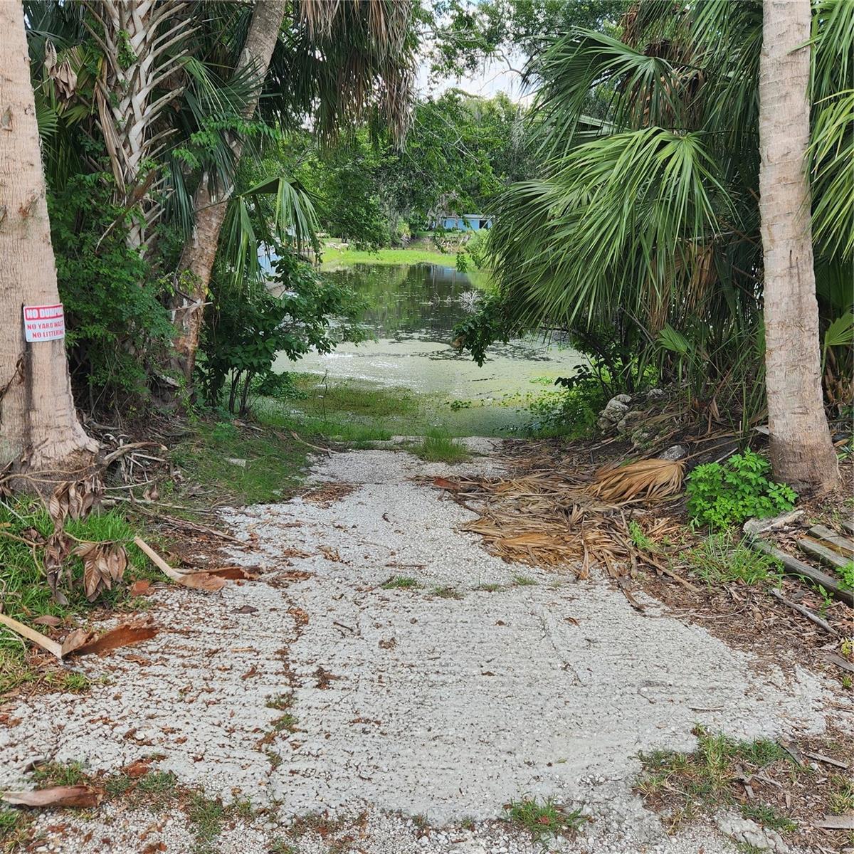 609 S Redbud Ter Property Photo 40
