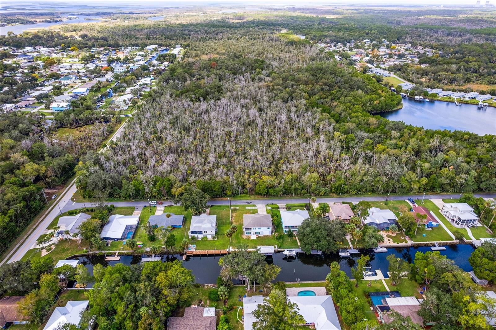 3625 N Suwannee Pt Property Photo 9