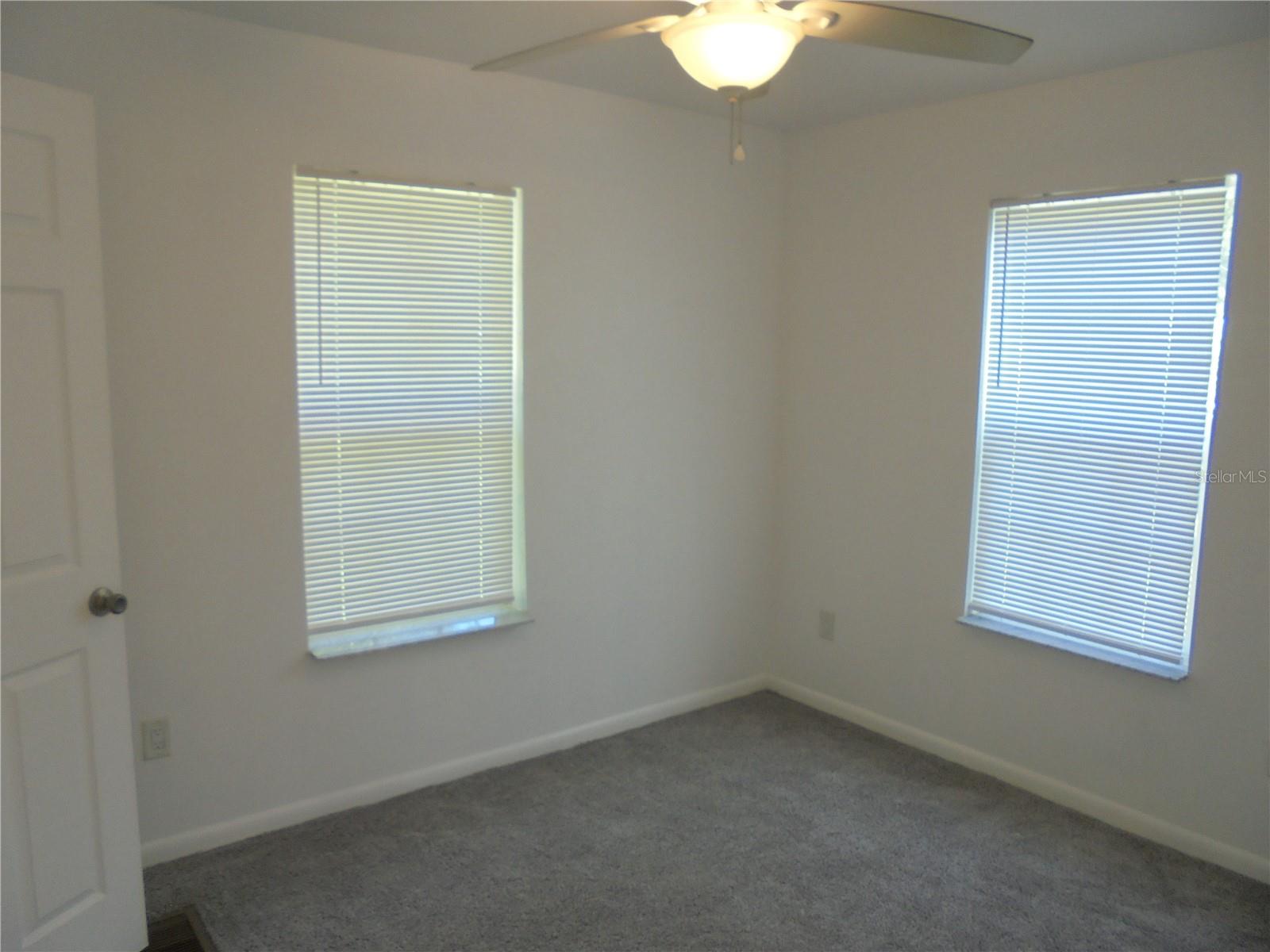1510 Ne 55th St Property Photo 11