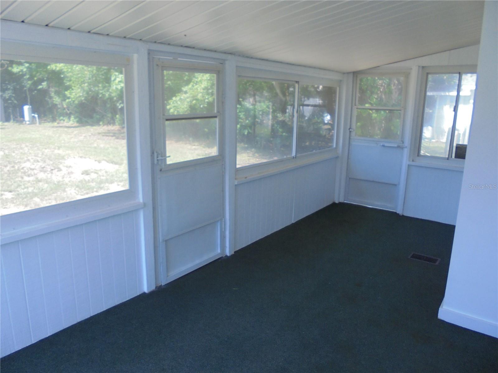 1510 Ne 55th St Property Photo 14
