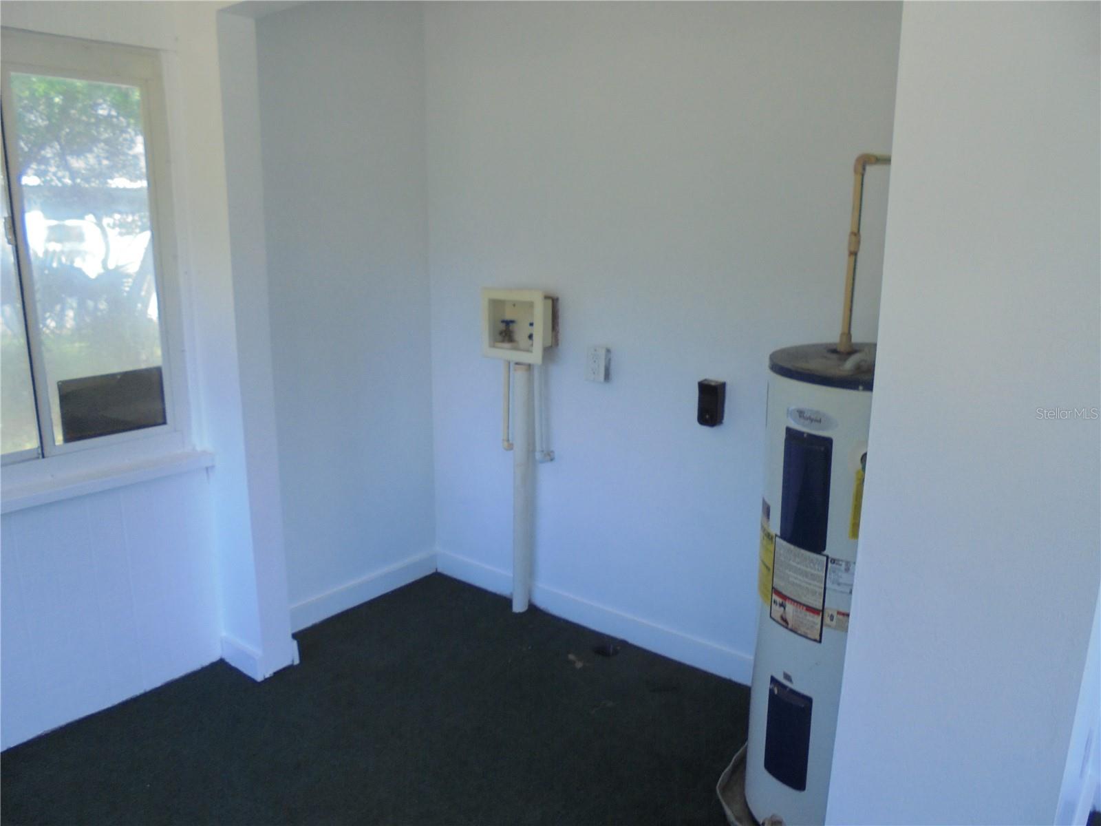1510 Ne 55th St Property Photo 15