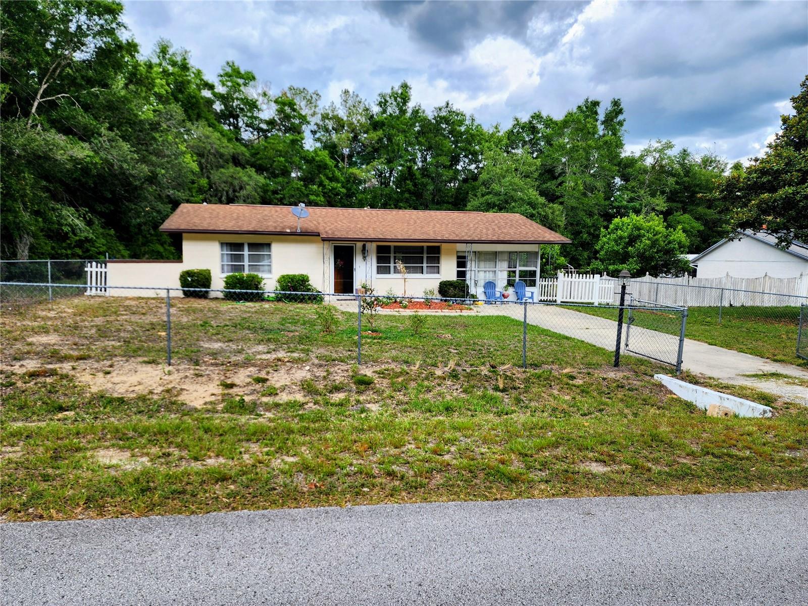 19729 Sw Lark Dr Property Photo 1