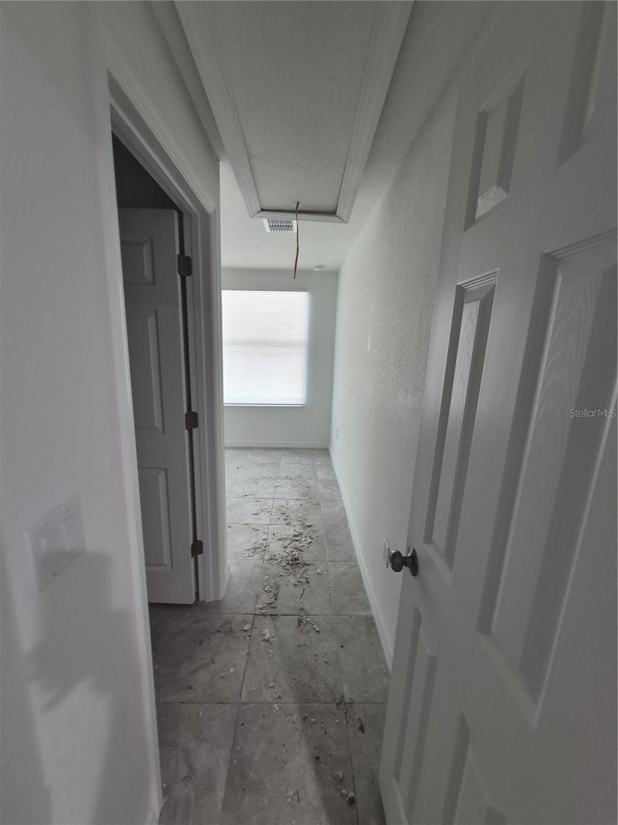 6 S Barbour St Property Photo 12