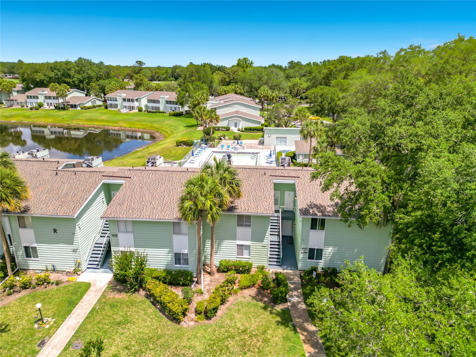 533 Midway Dr #b Property Photo 4