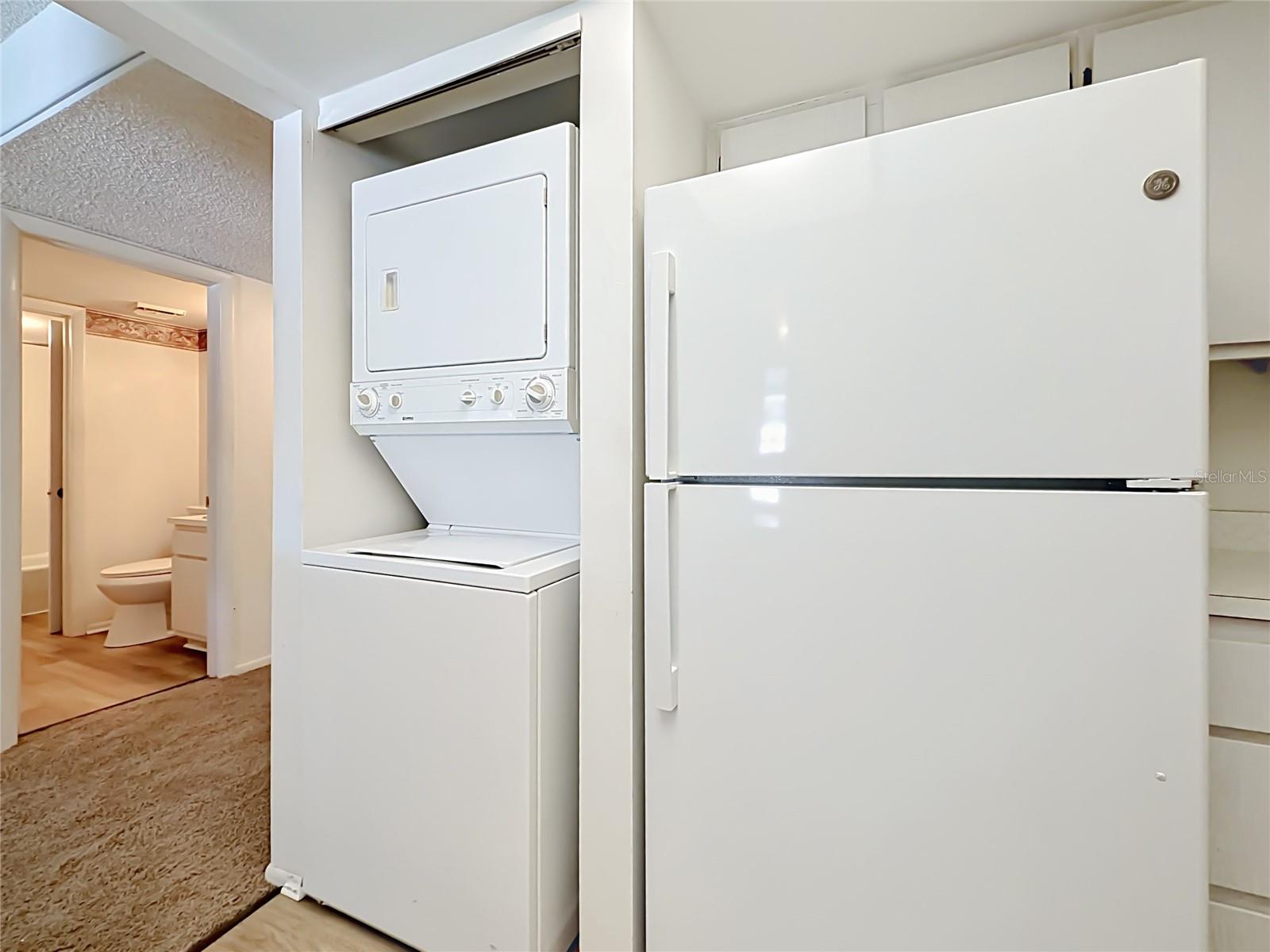 533 Midway Dr #b Property Photo 13