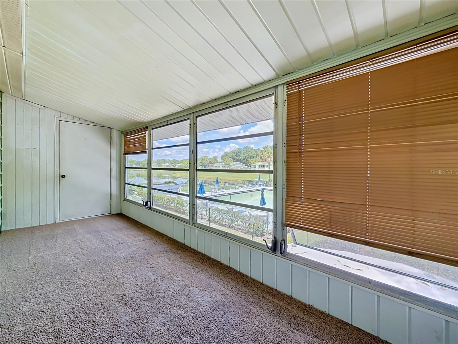 533 Midway Dr #b Property Photo 26
