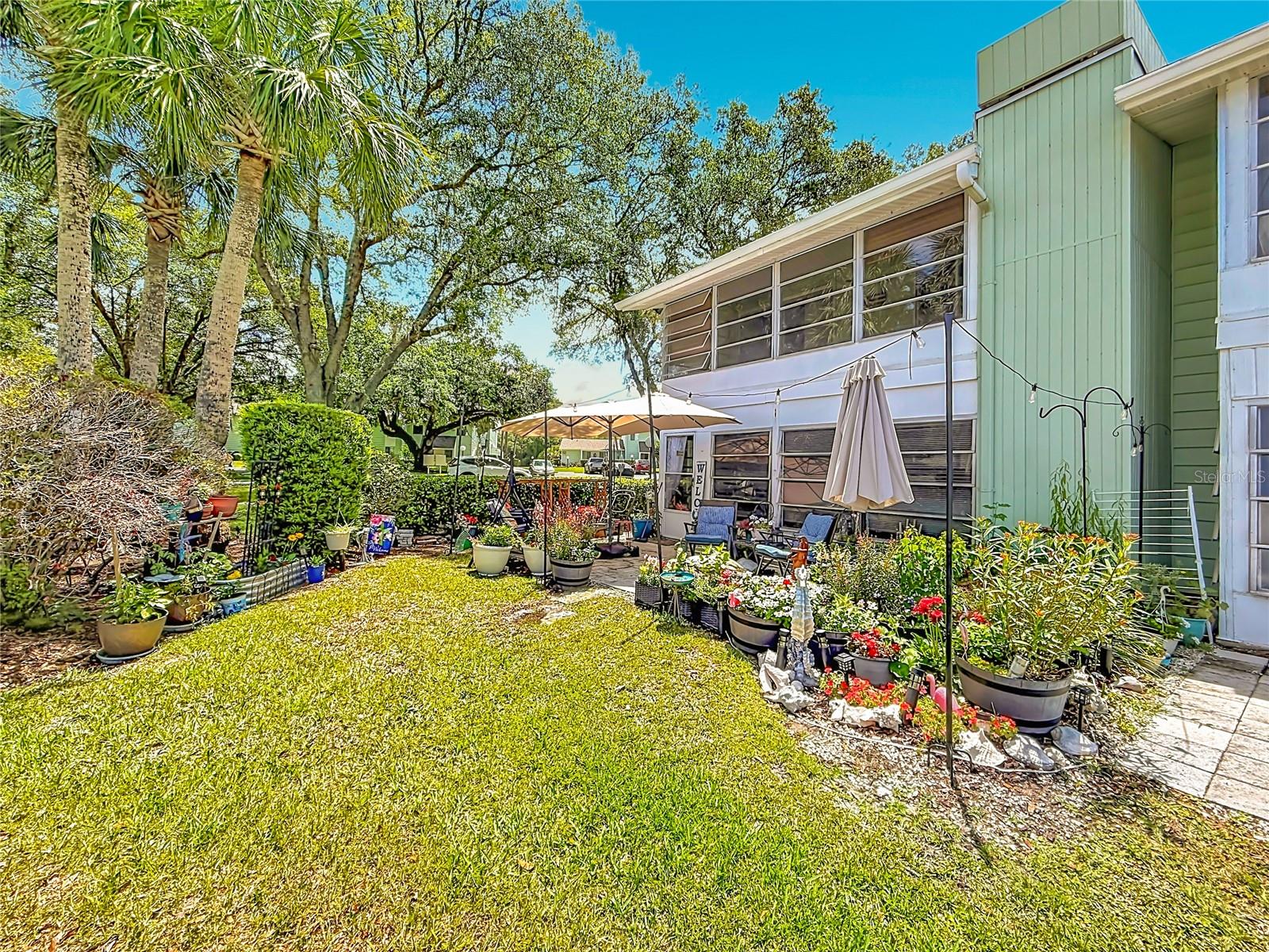 533 Midway Dr #b Property Photo 27