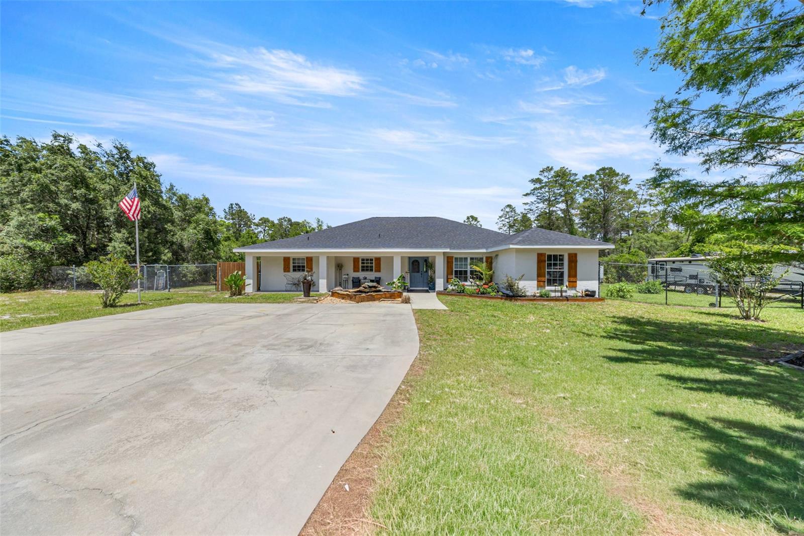 495 Fisher Rd Property Photo 1