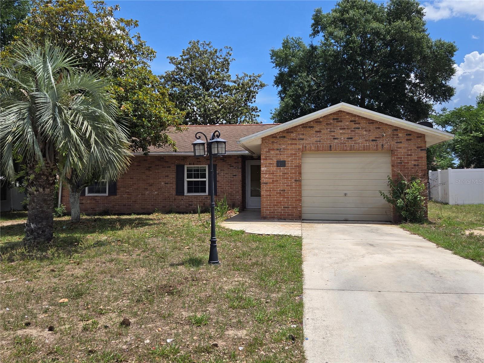 19 Spring Dr Pl Property Photo 2