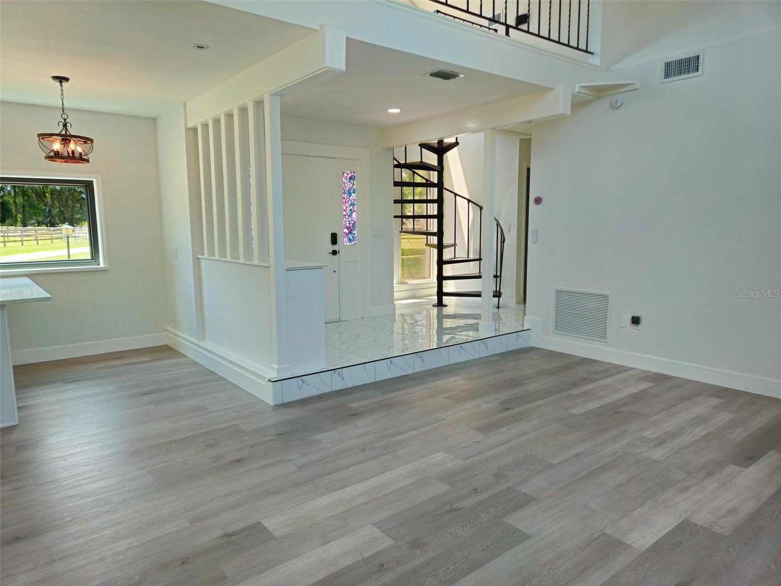 507 E Highway 318 Property Photo 11