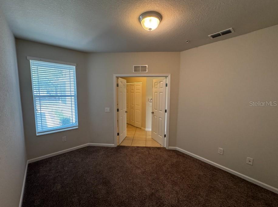 4401 Sw 52nd #101 Property Photo 3