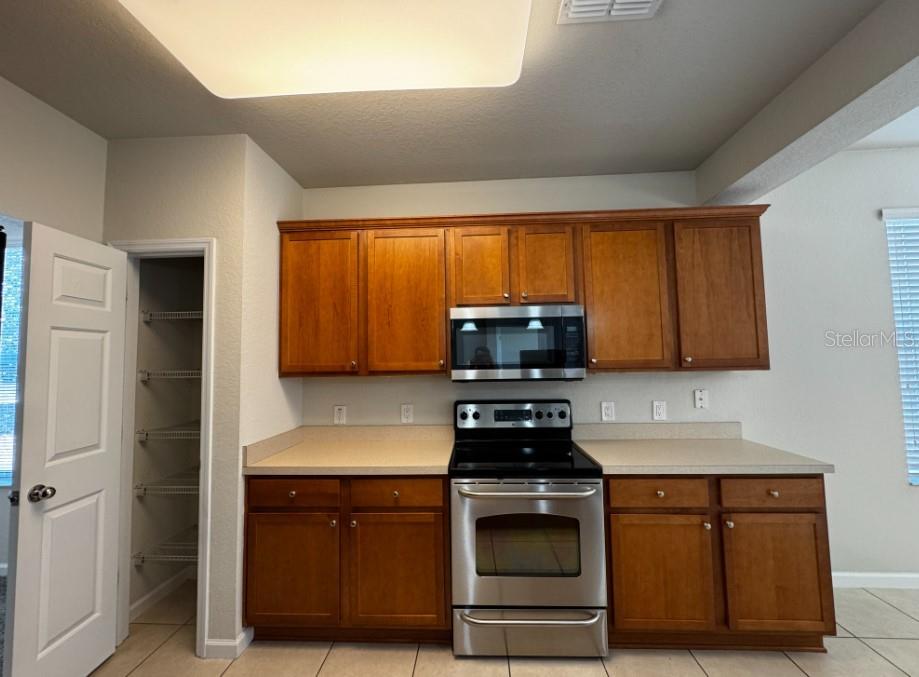 4401 Sw 52nd #101 Property Photo 10