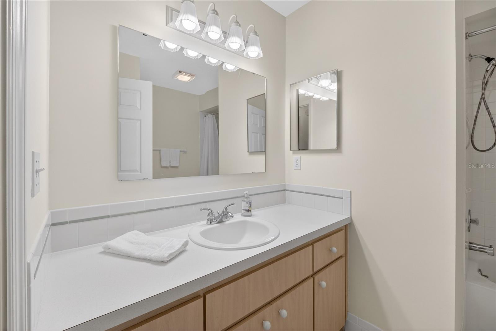 9532 Se 173rd Ln Property Photo 18