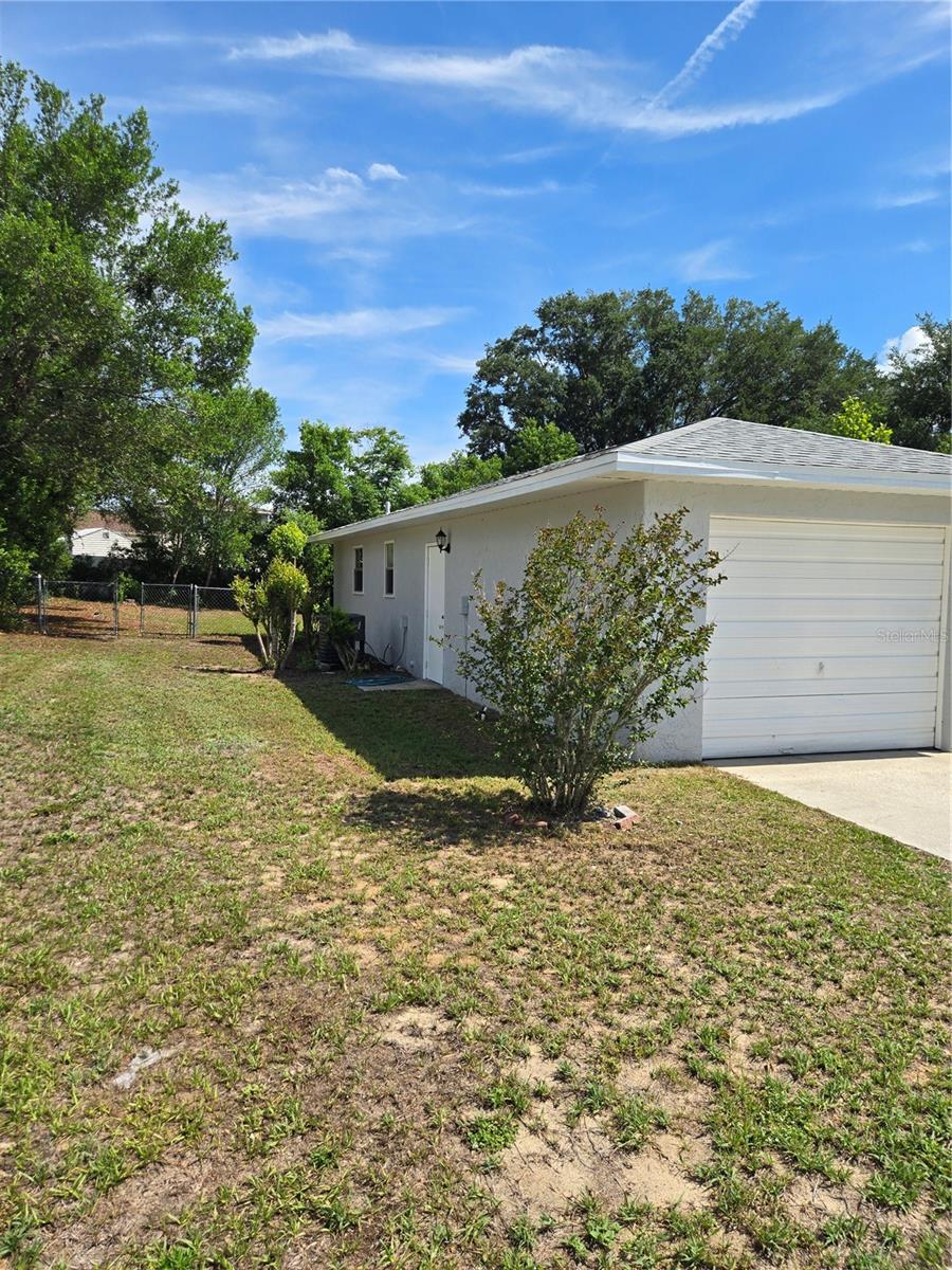 4 Clear Way Property Photo 2
