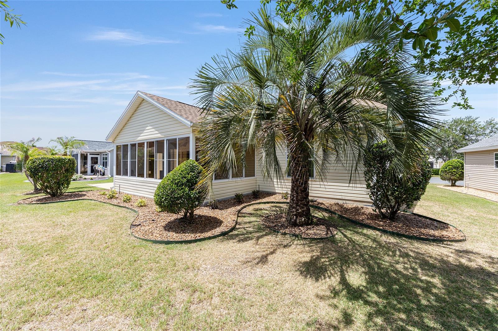 2047 Dunster Ct Property Photo 8