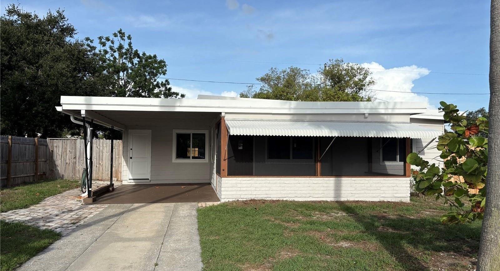 5165 104TH WAY N Property Photo 1