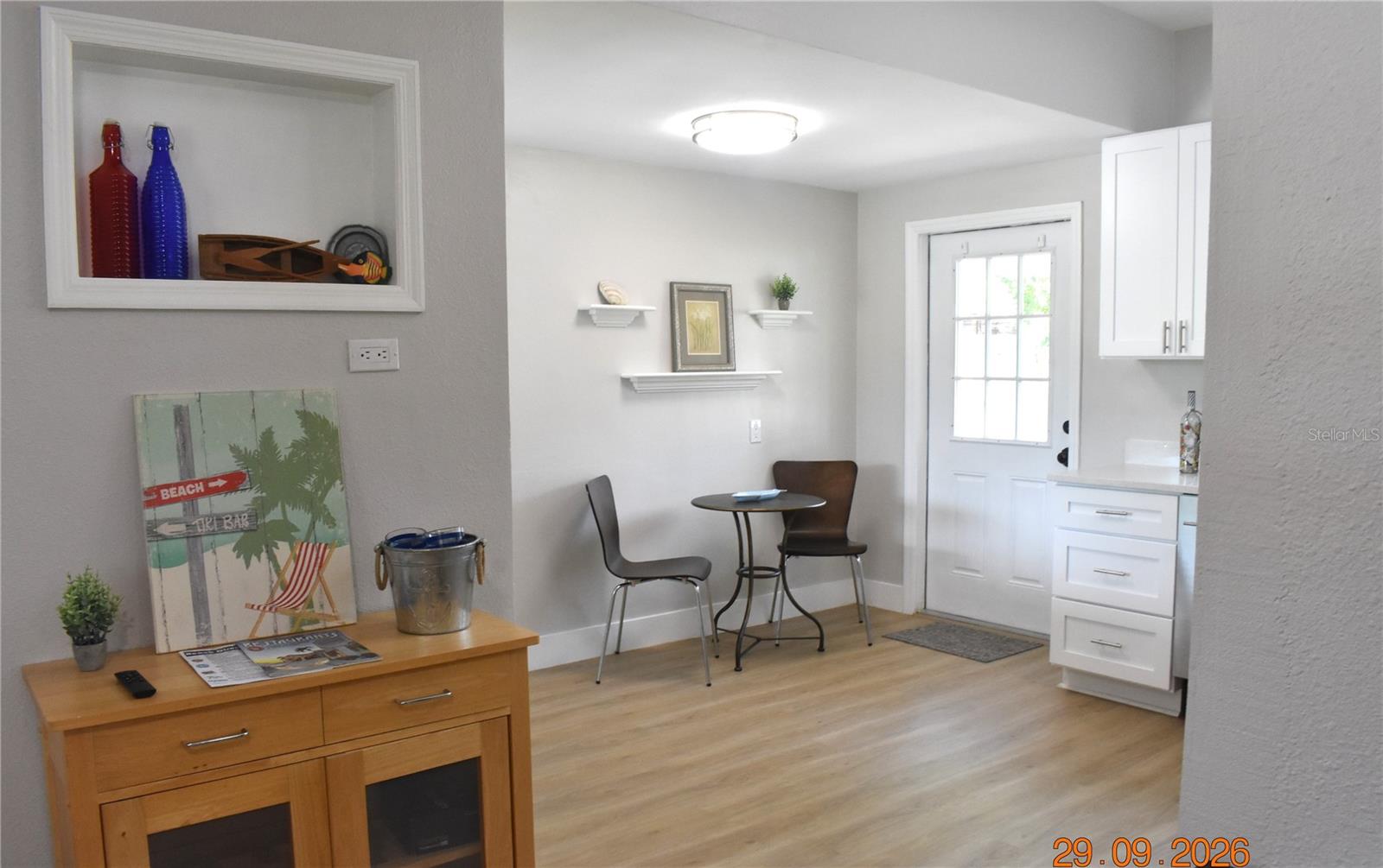 5165 104th Way N Property Photo 8