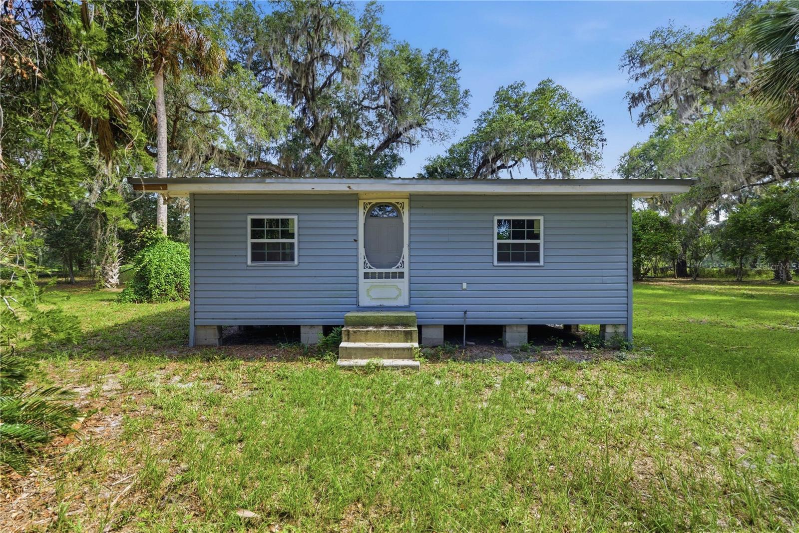 13122 E Highway 316 Property Photo 1