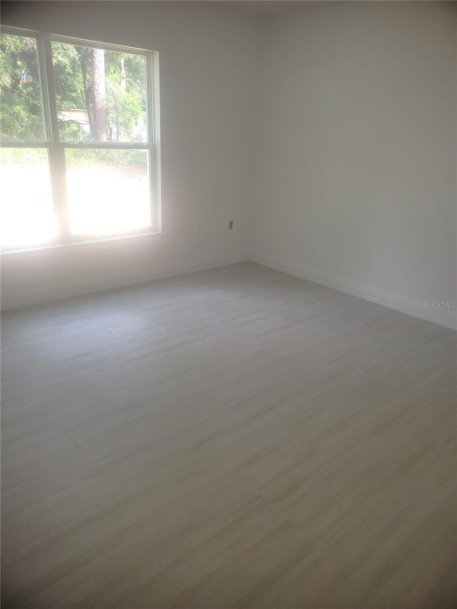 79 Ne 156th Ct Property Photo 5