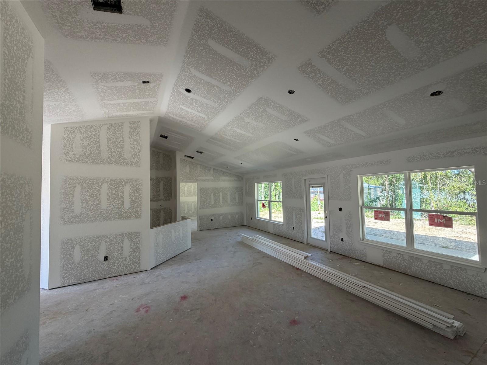 7 Bahia Pass Ln Property Photo 4