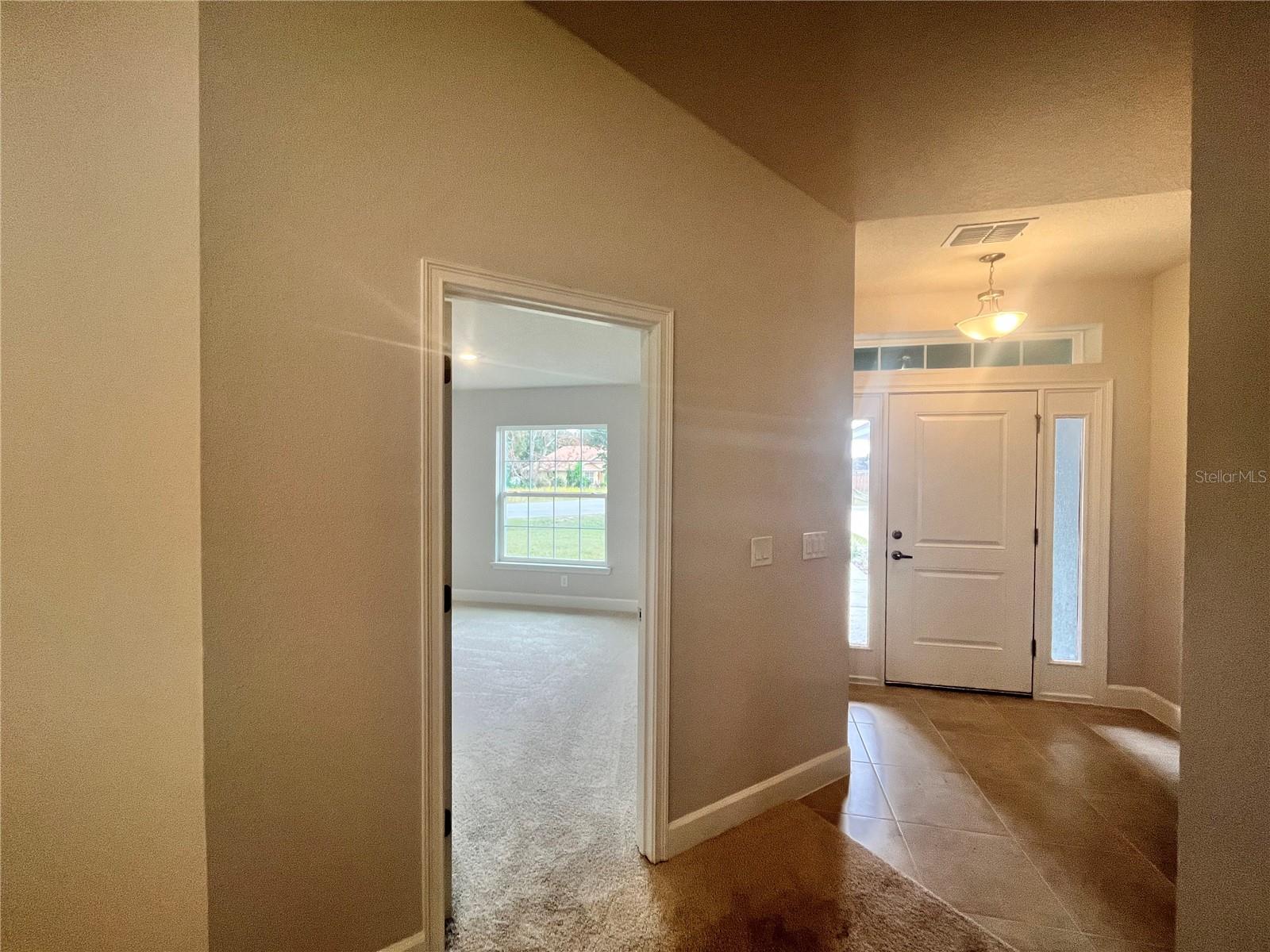 7 Bahia Pass Ln Property Photo 15