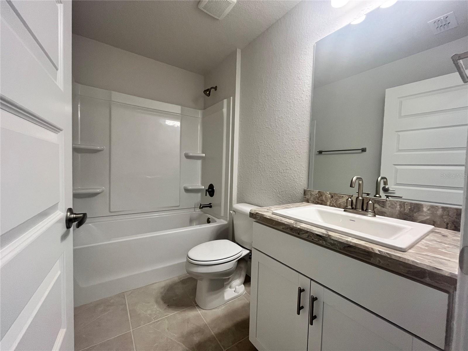 7 Bahia Pass Ln Property Photo 17