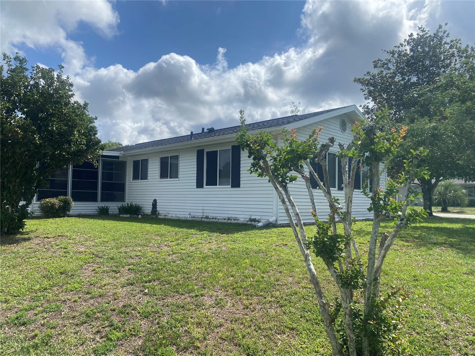10986 Sw 86th Ter Property Photo 4
