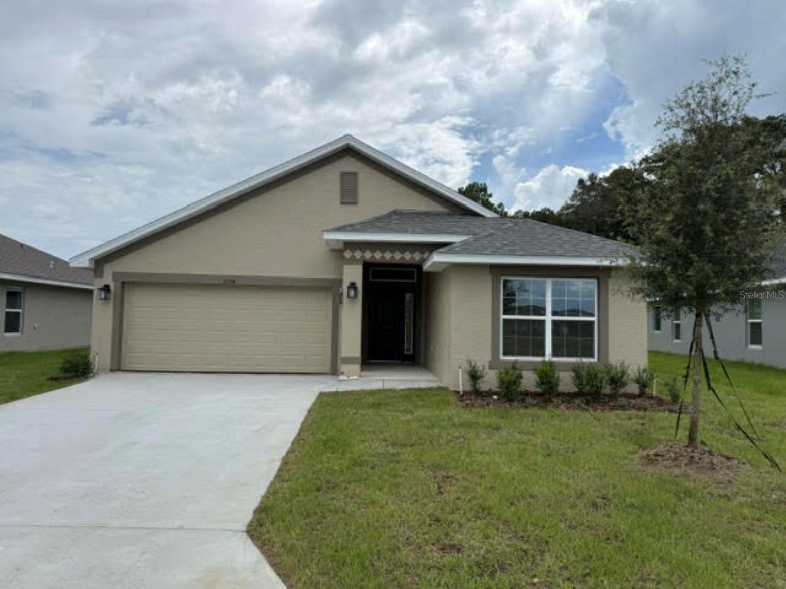 2194 NW 23RD LOOP Property Photo 1