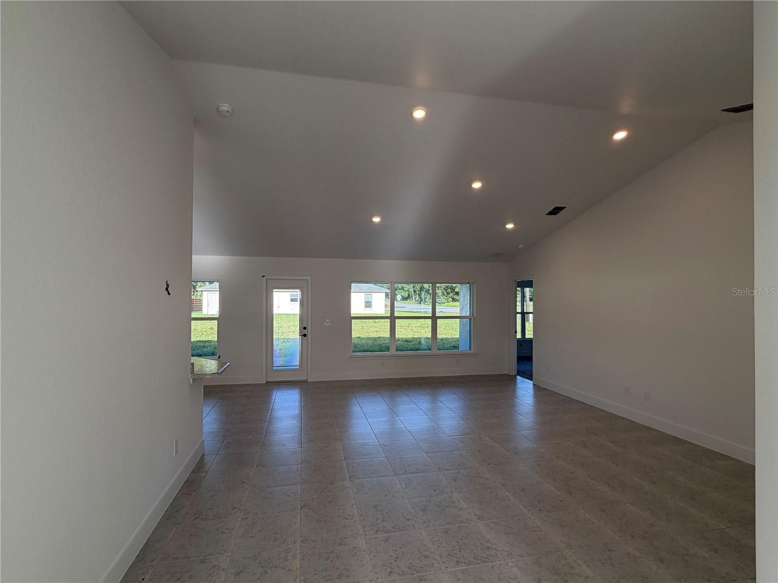 52 Hemlock Trl Property Photo 6