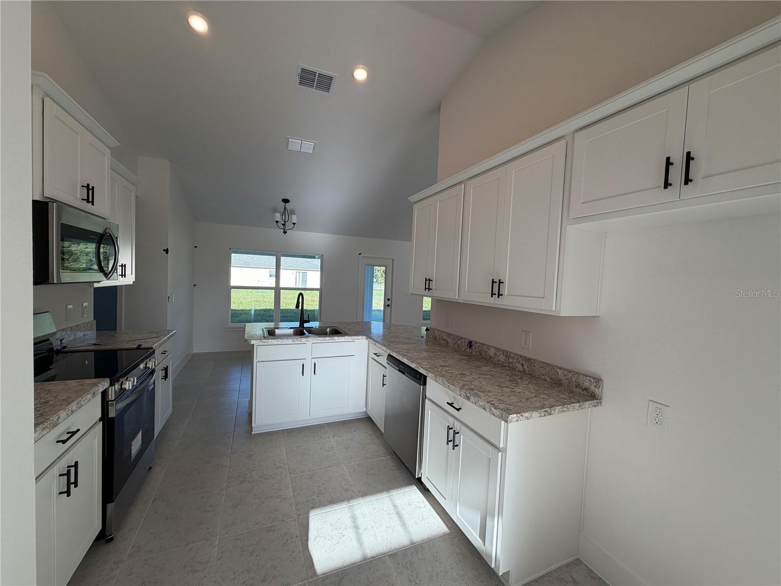 52 Hemlock Trl Property Photo 12