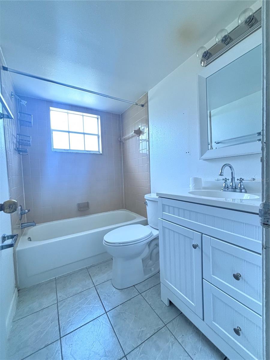 576 Fairways Ln #m104 Property Photo 4