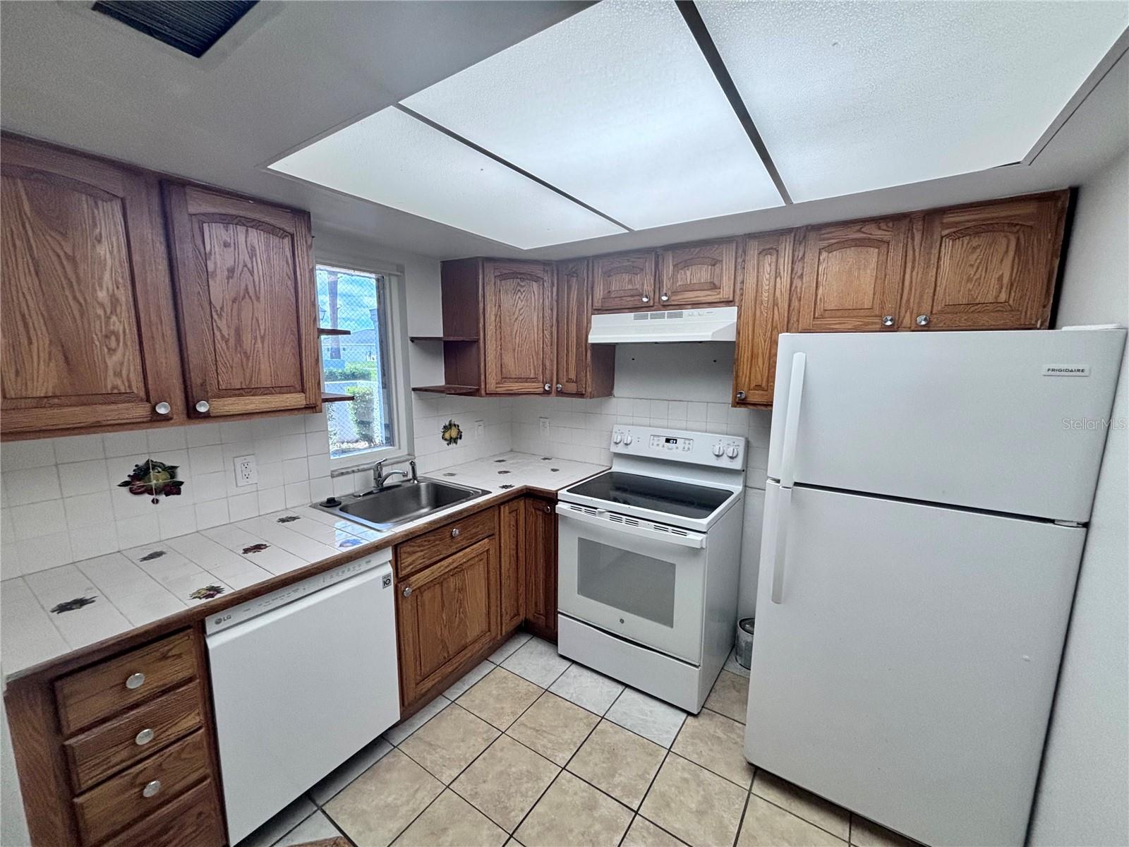 576 Fairways Ln #m104 Property Photo 5