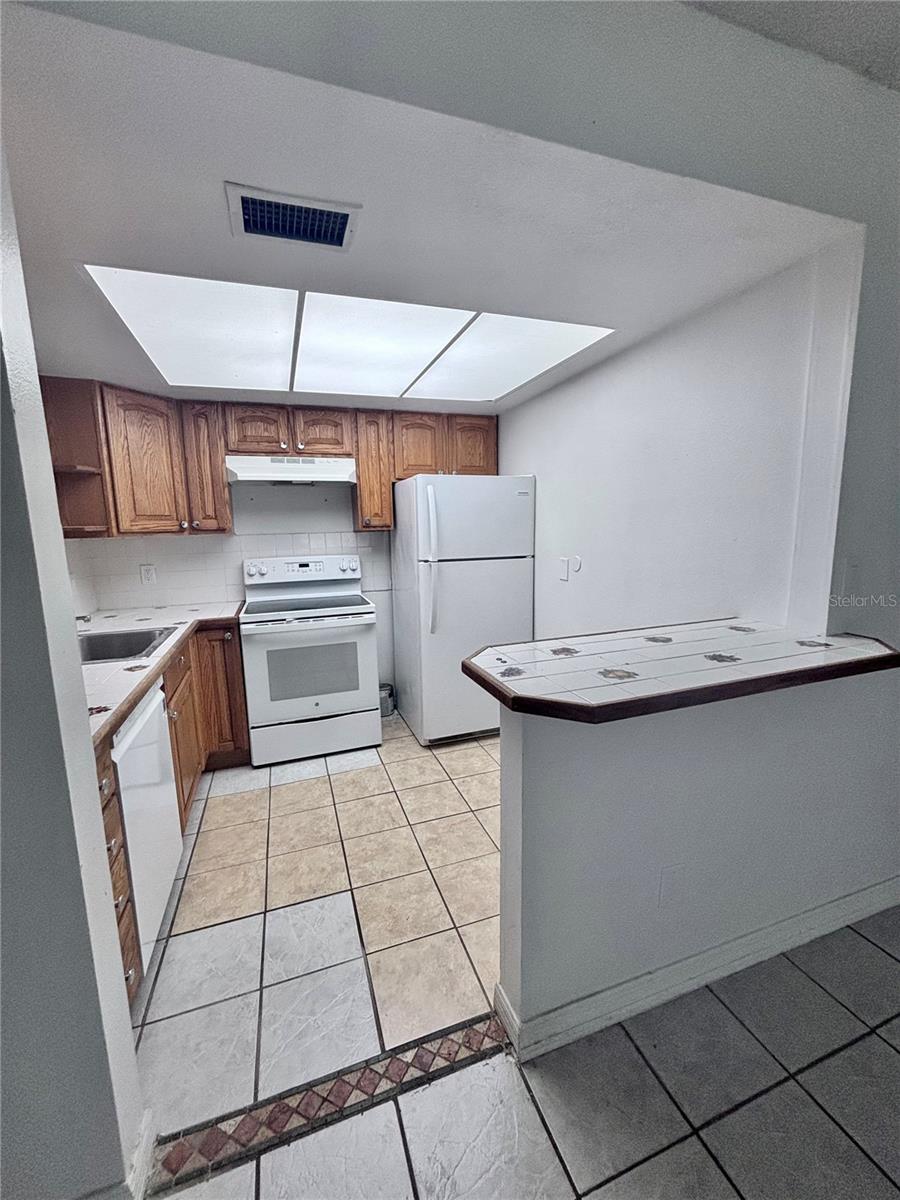 576 Fairways Ln #m104 Property Photo 6