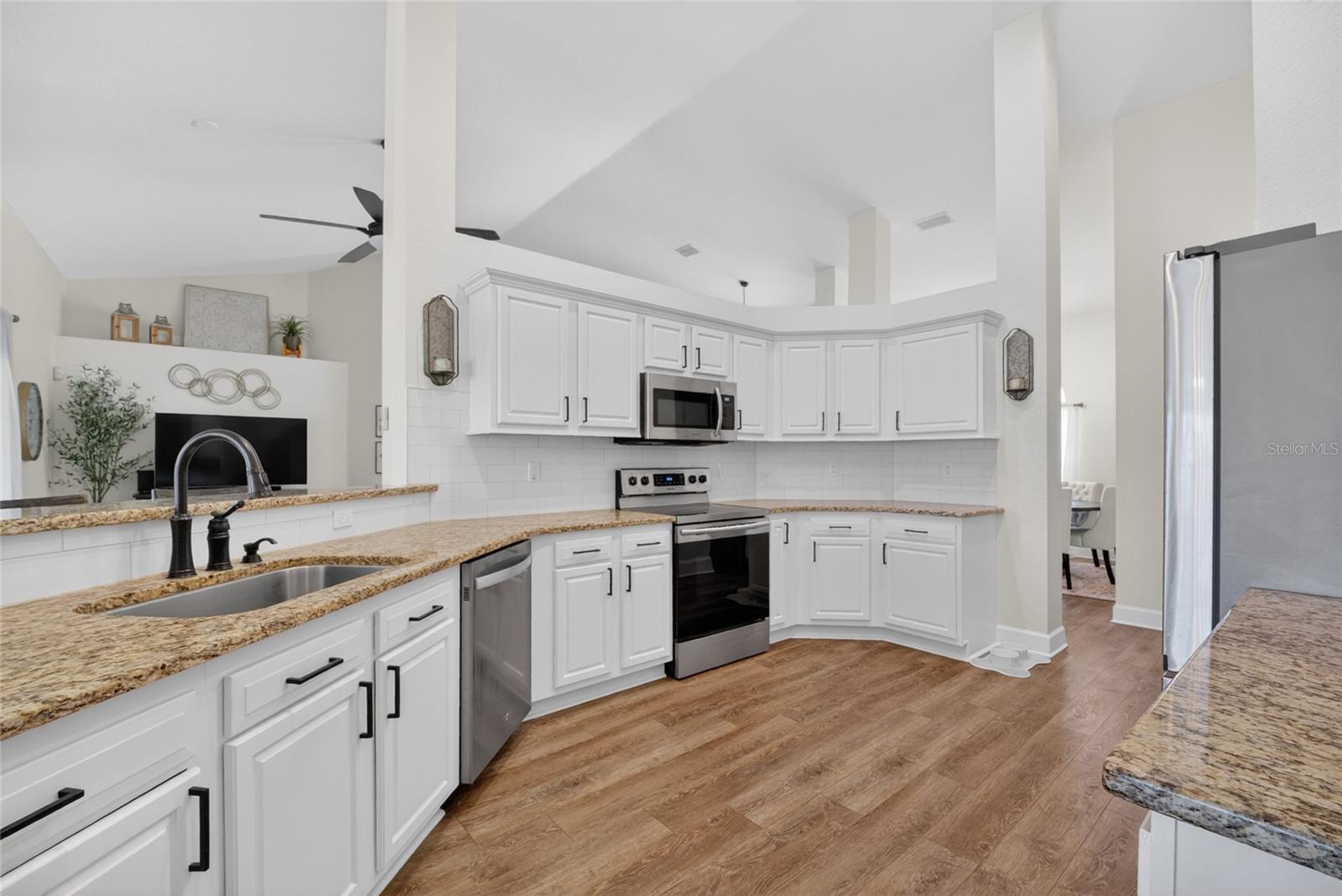3903 Se 38th Loop Property Photo 11