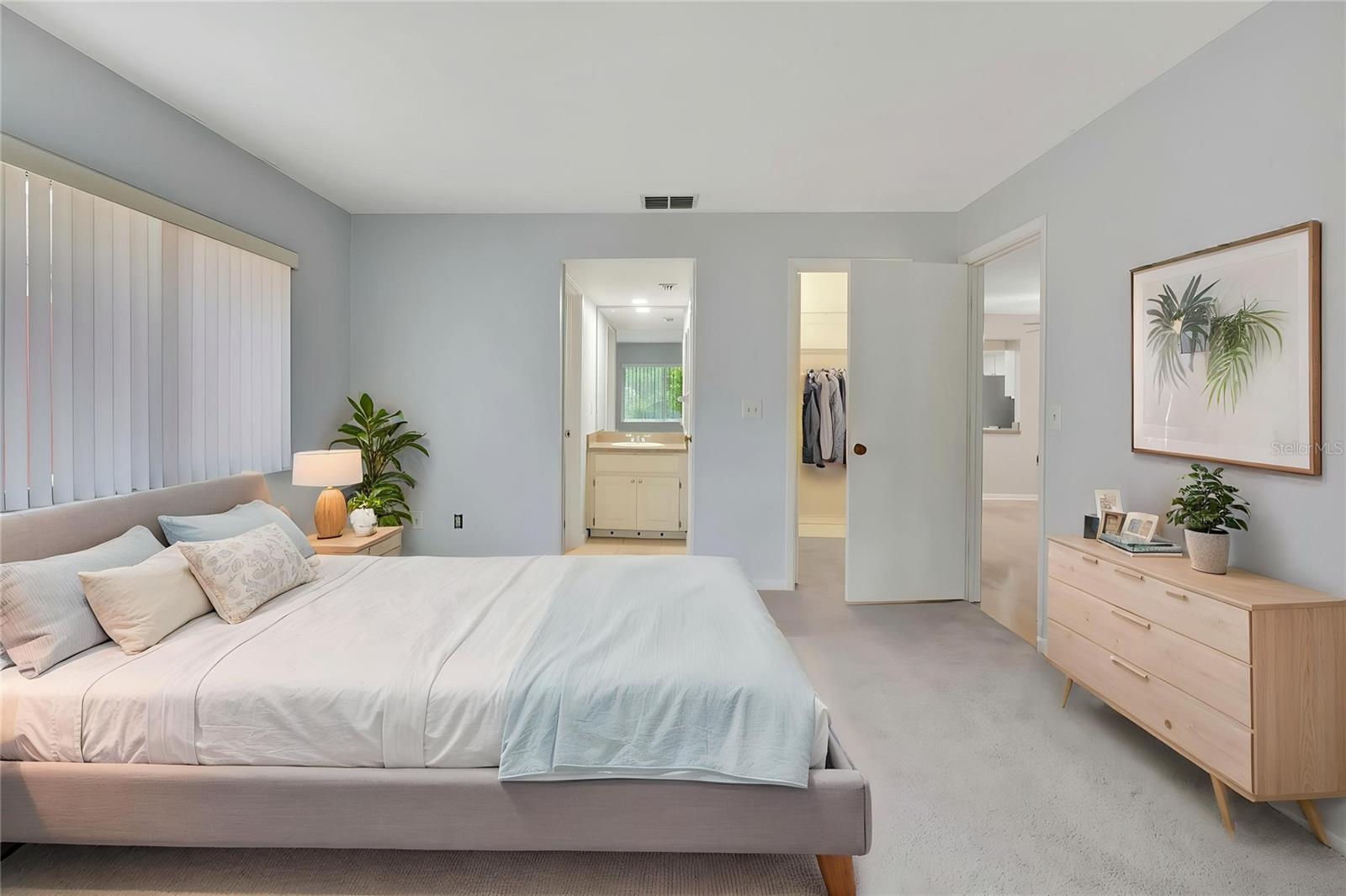 63 Douglas St #11 Property Photo 3