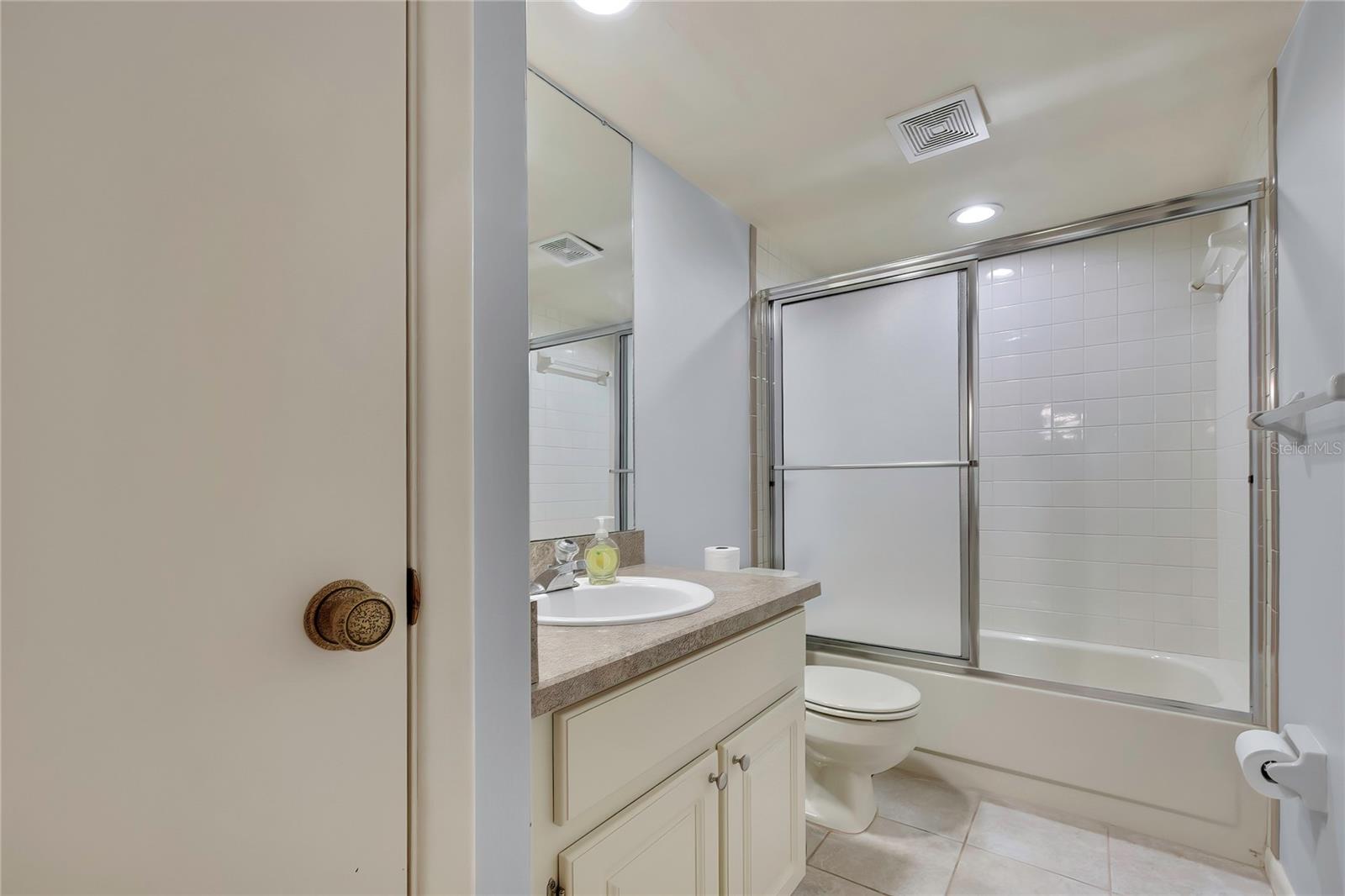63 Douglas St #11 Property Photo 31