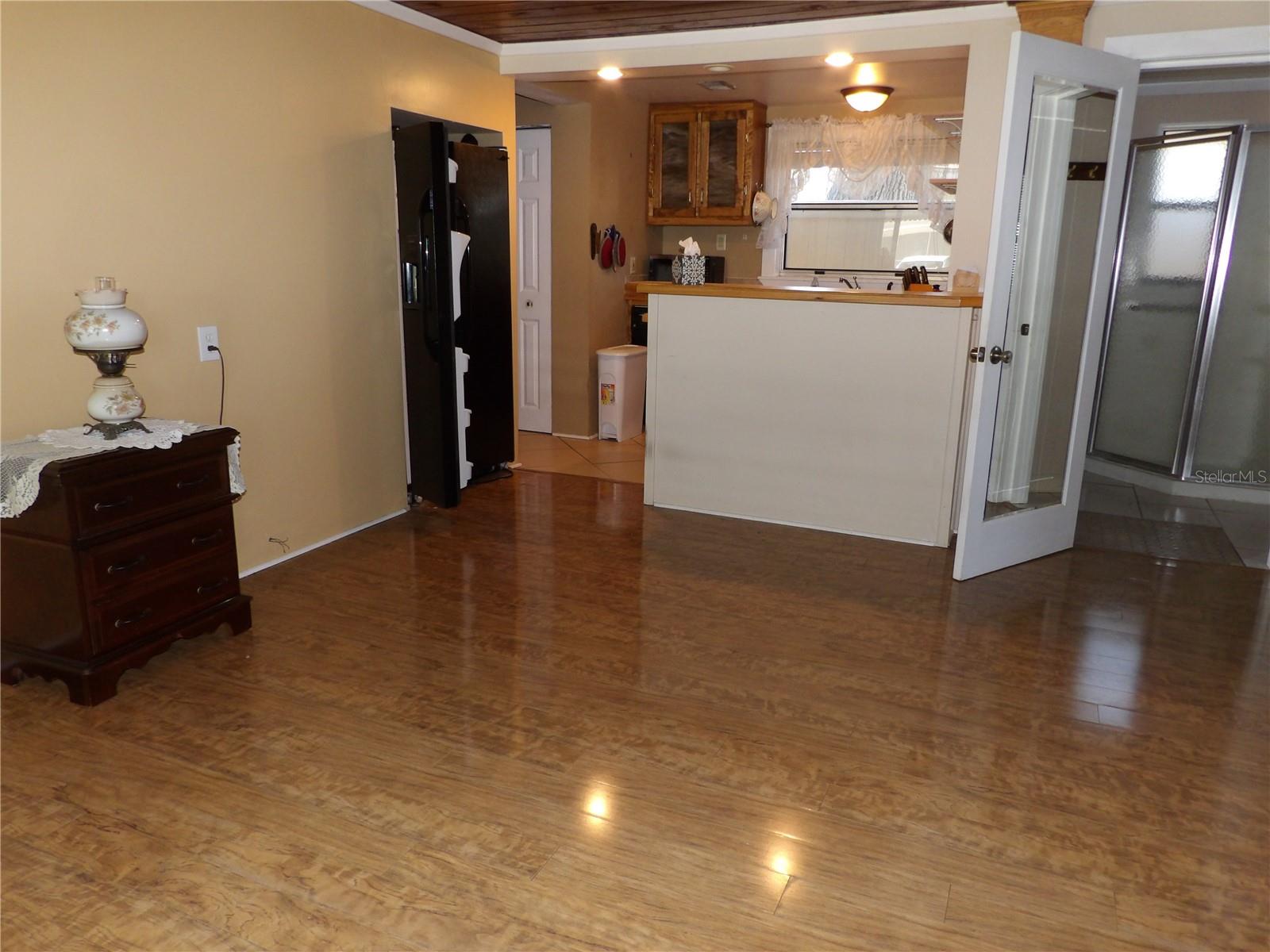 507 Lake St Property Photo 14