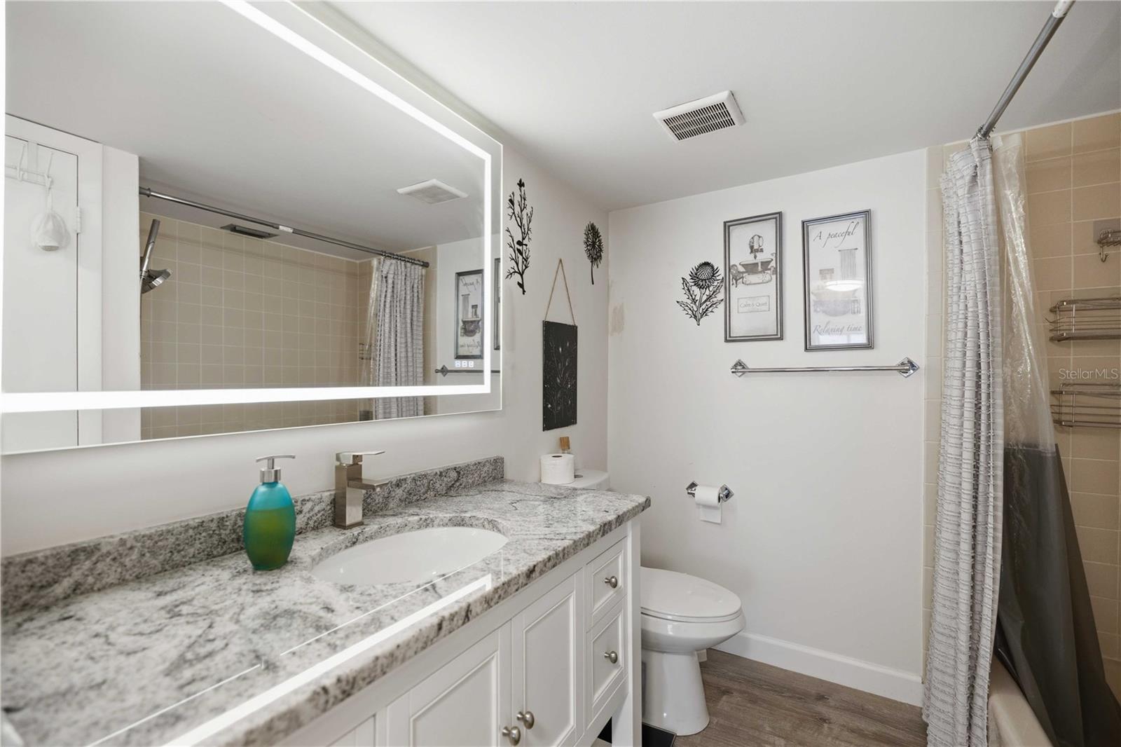 681 Midway Dr #b Property Photo 27