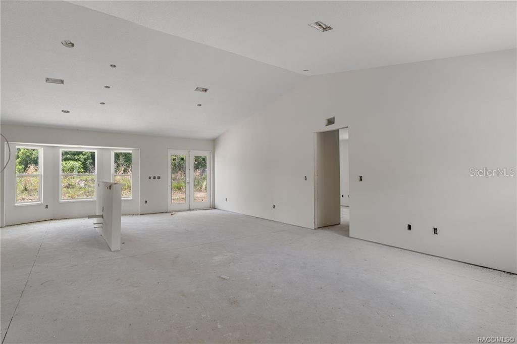 4452 E Rejoice St Property Photo 4
