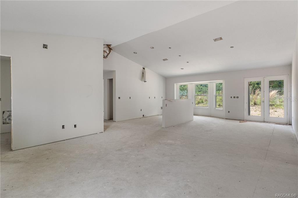 4452 E Rejoice St Property Photo 5