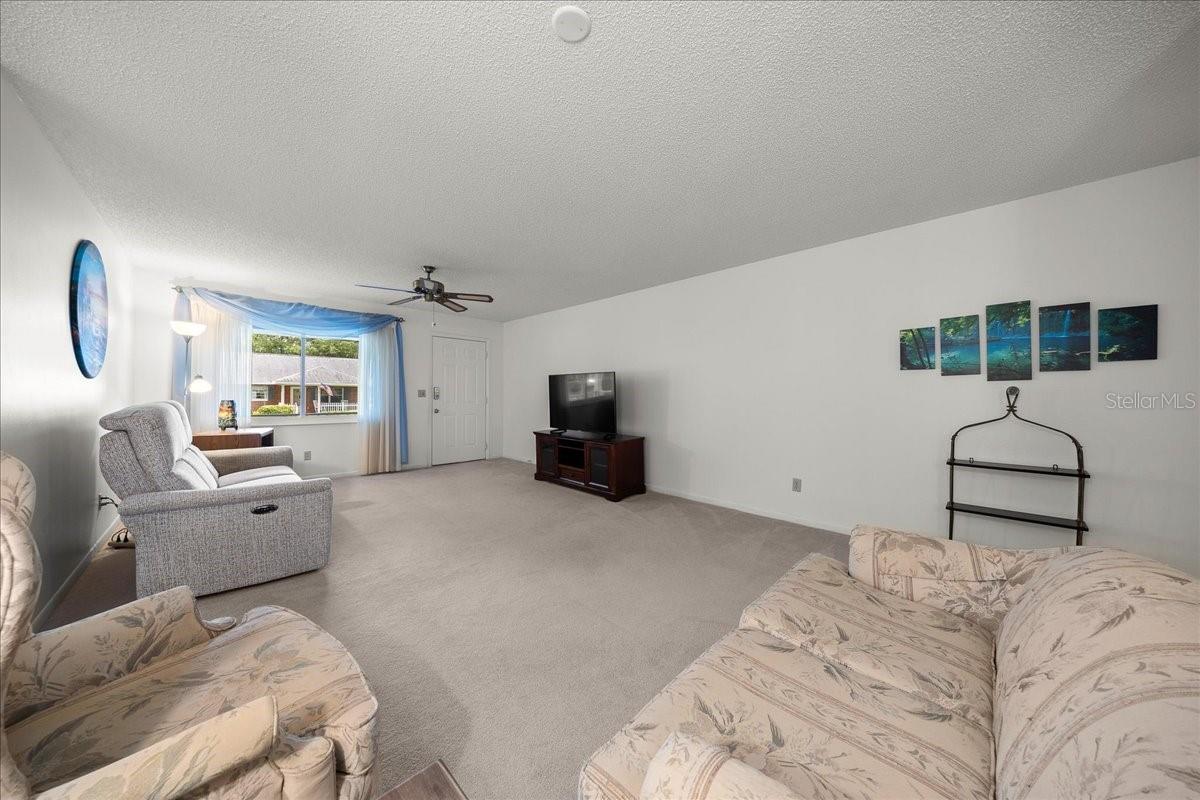 8889 Sw 96th St #f Property Photo 12