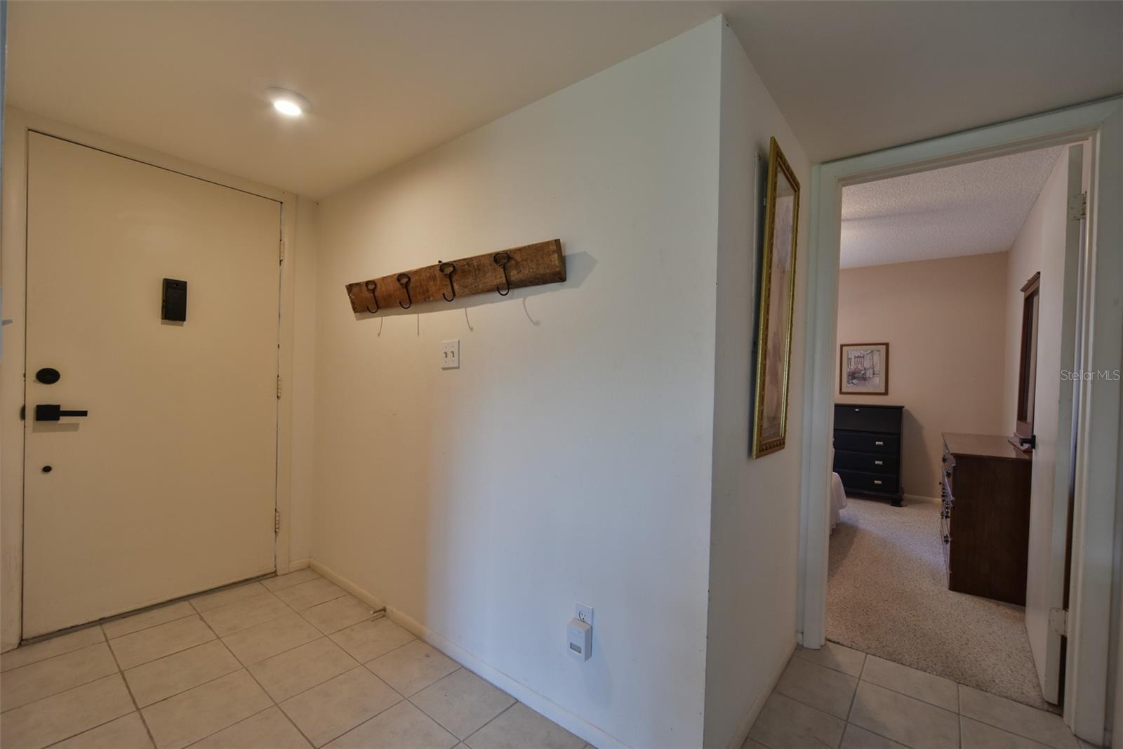 519 Midway Dr #a Property Photo 5