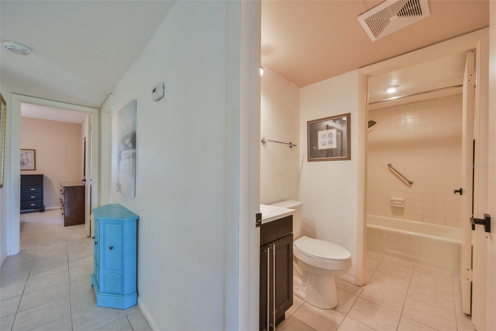 519 Midway Dr #a Property Photo 17