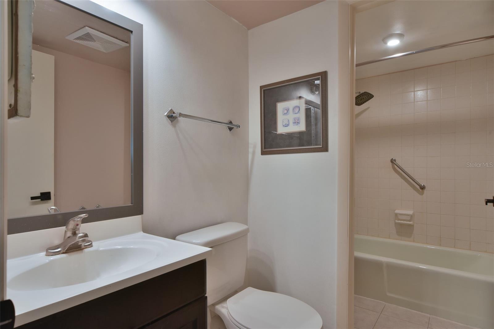 519 Midway Dr #a Property Photo 18