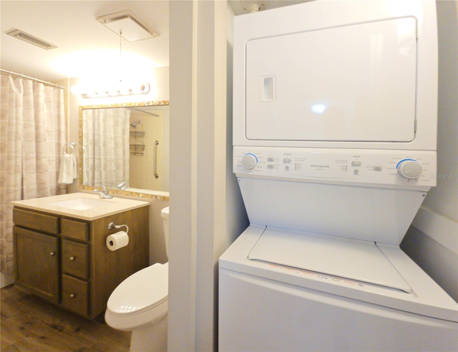 648 Midway Dr #b Property Photo 14