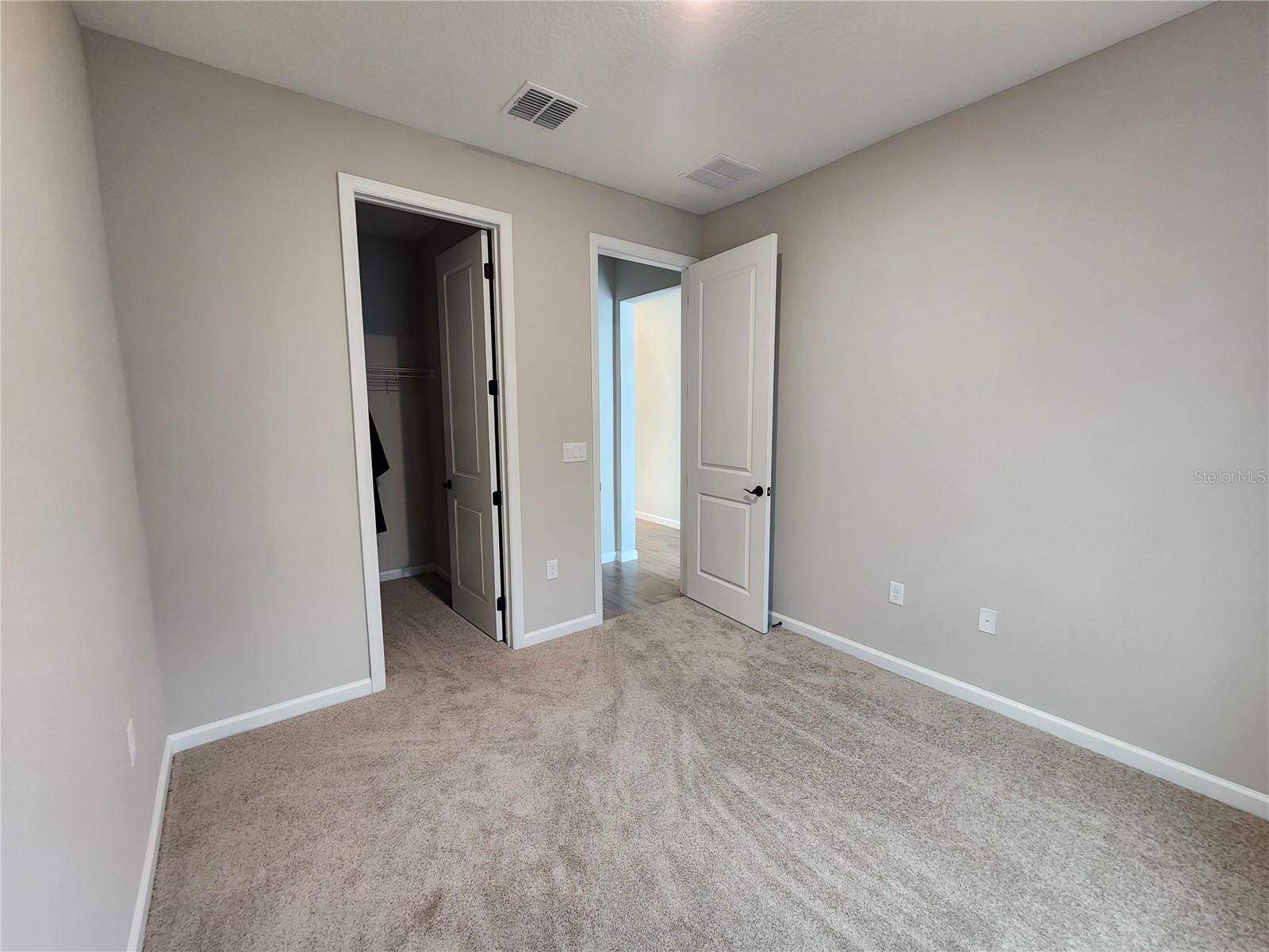 708 Griffon Ave Property Photo 15