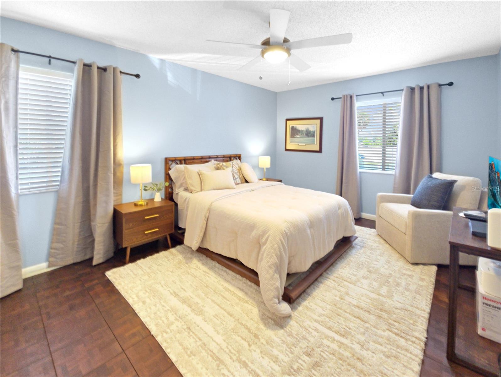 553 Fairways Cir #b Property Photo 15