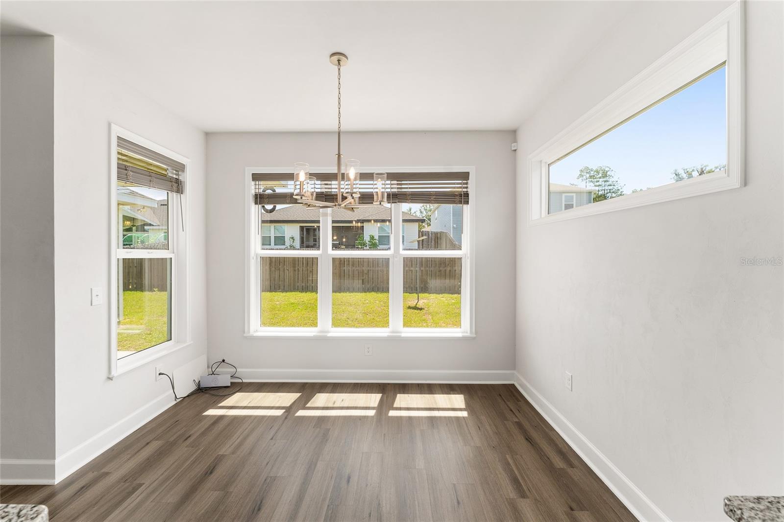 12327 Nw 159th Way Property Photo 10