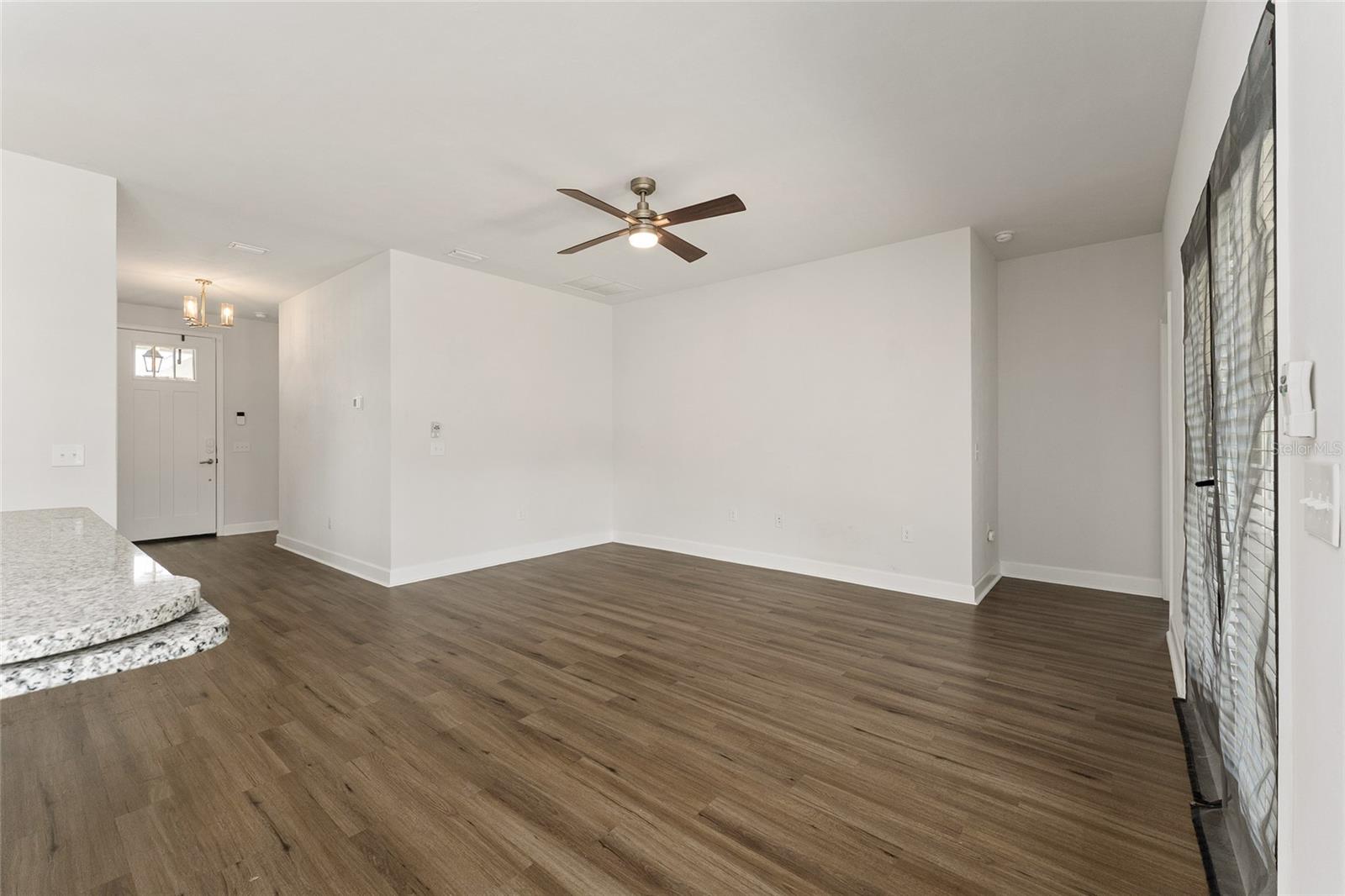 12327 Nw 159th Way Property Photo 17